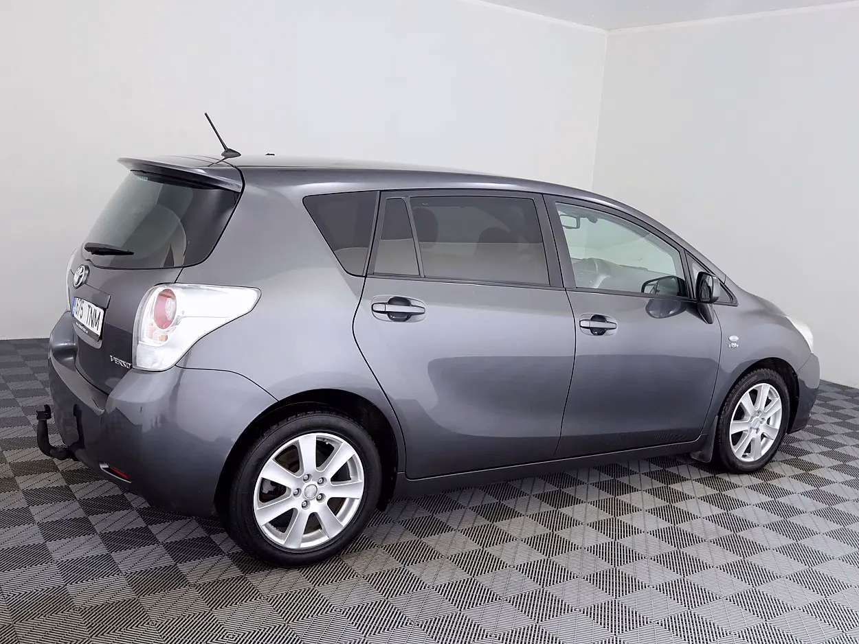 Toyota Verso