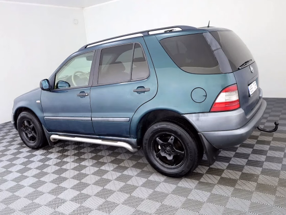 Mercedes-Benz ML 320