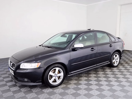 Volvo S40