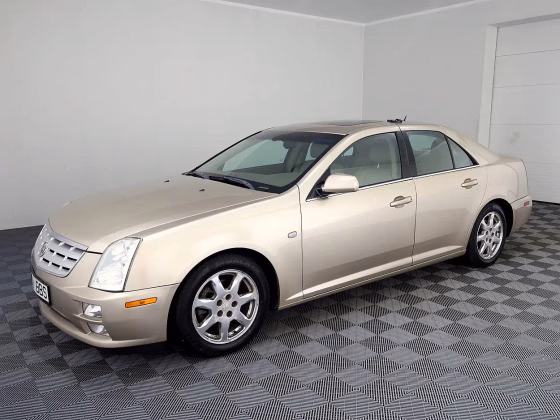 Cadillac STS