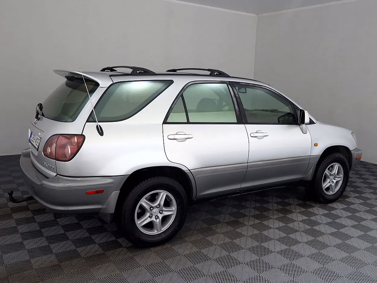 Lexus RX 300