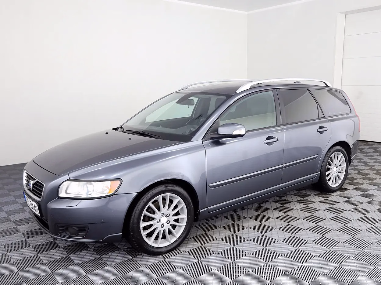 Volvo V50