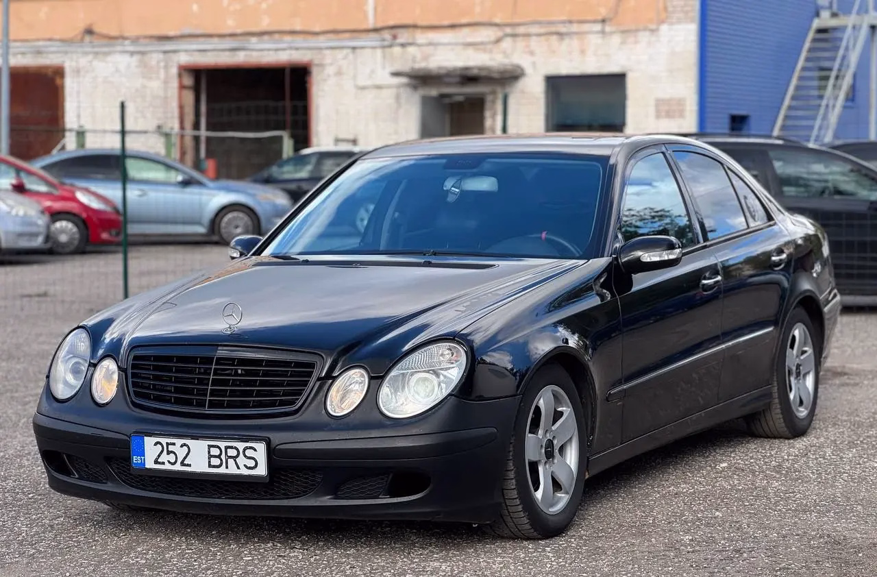 Mercedes-Benz E 270