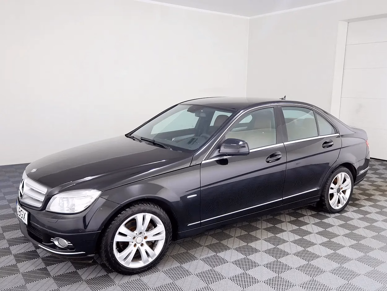 Mercedes-Benz C 220