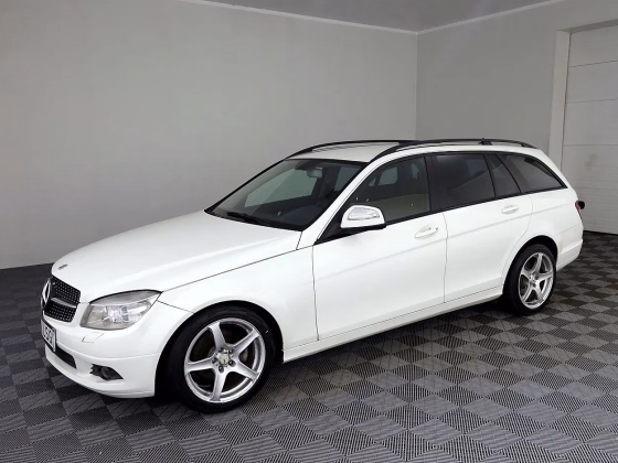 Mercedes-Benz C 200