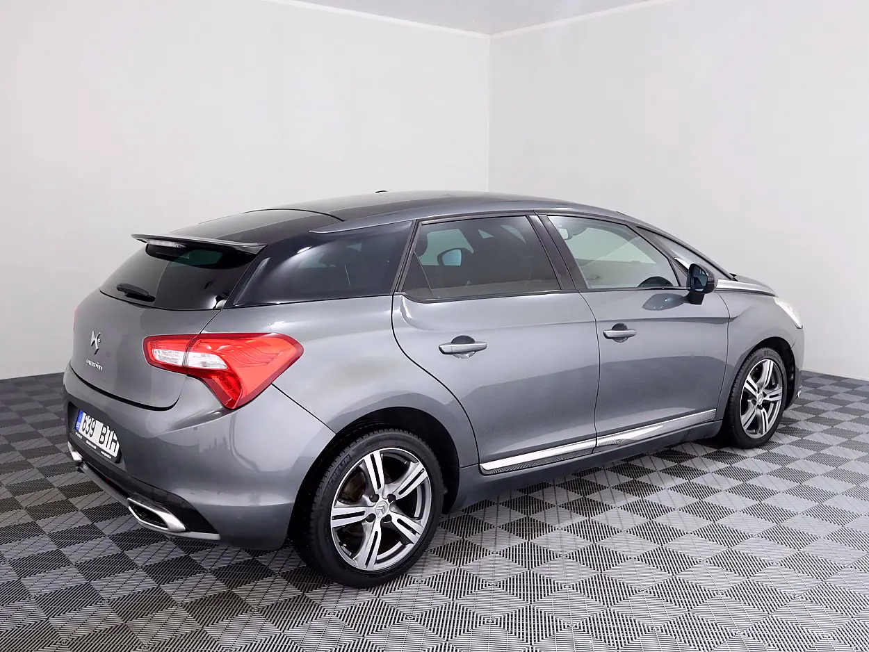 Citroën DS5