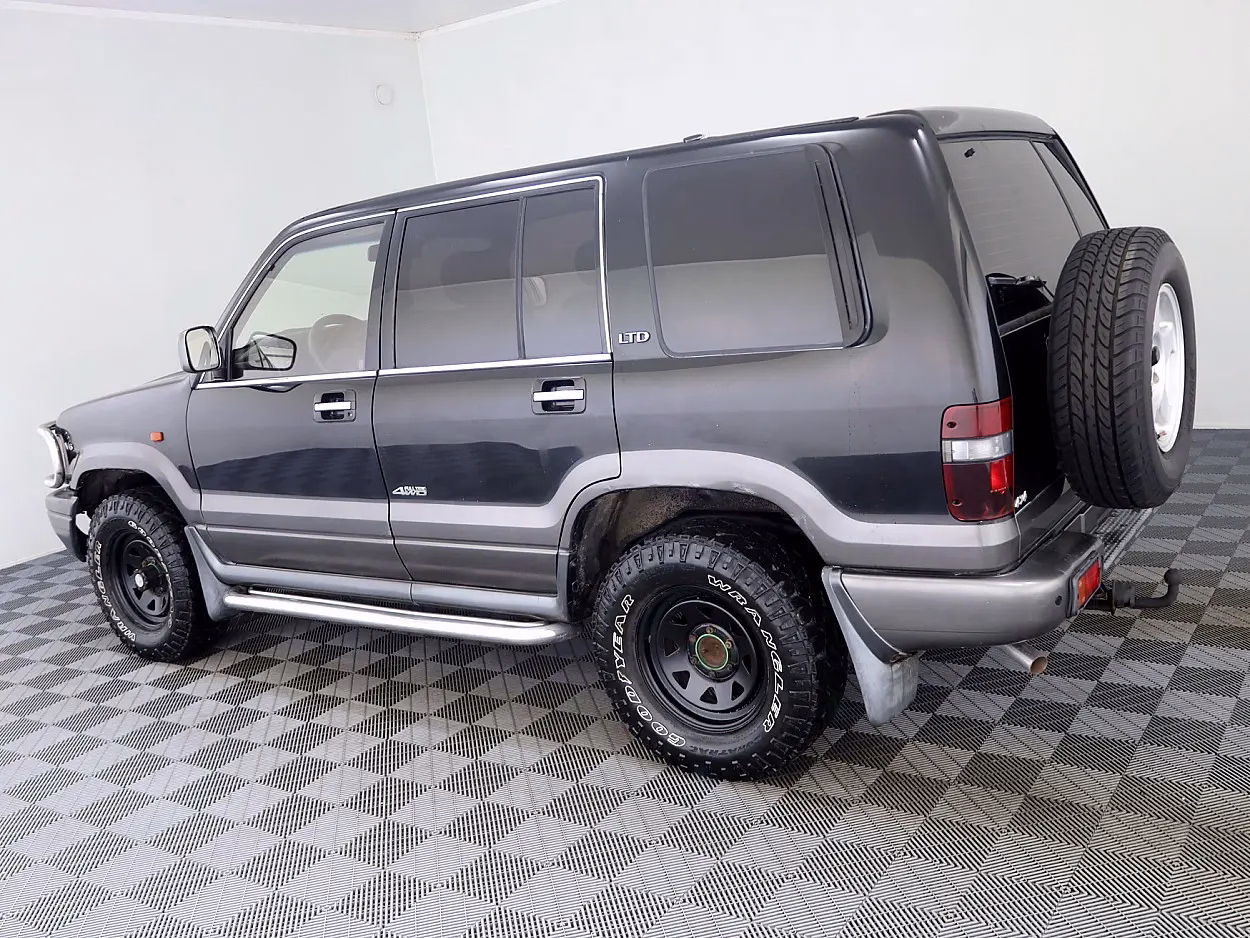 Opel Monterey