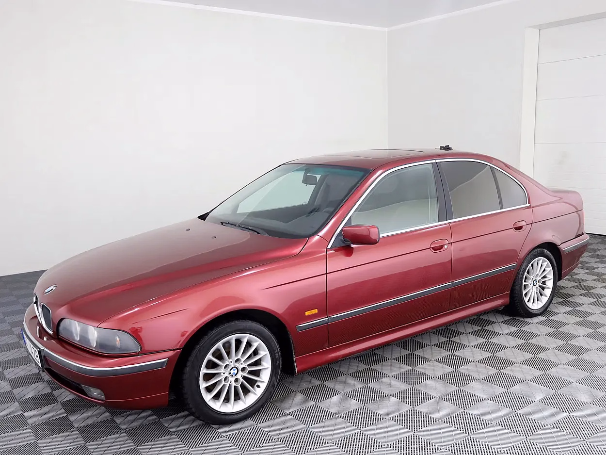 BMW 523