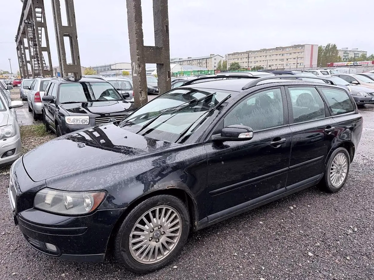 Volvo V50