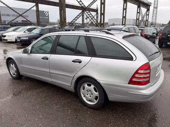 Mercedes-Benz C 180