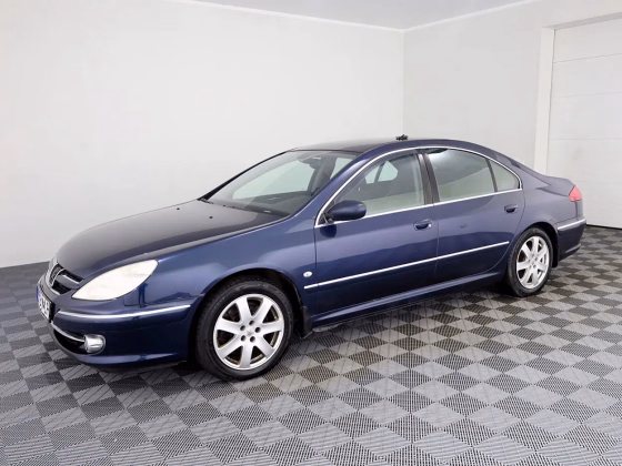 Peugeot 607