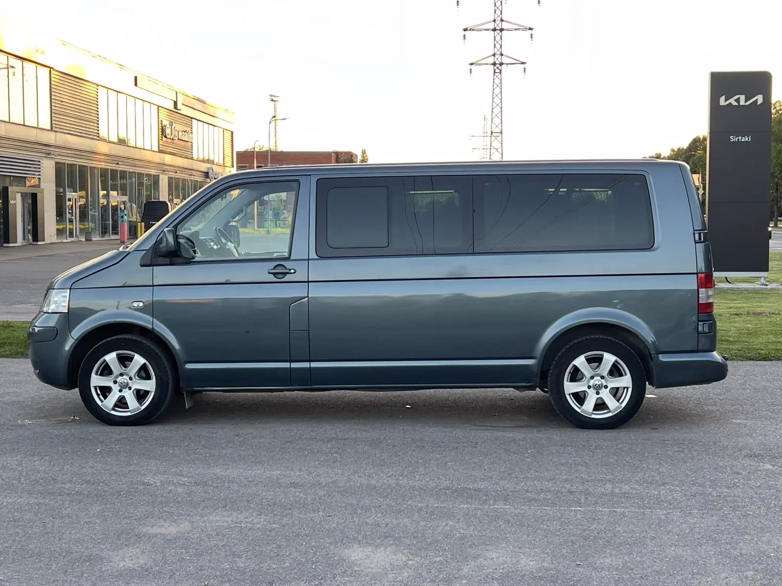 Volkswagen Caravelle