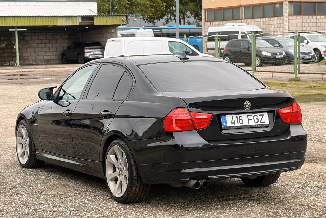 BMW 325