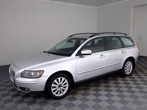 Volvo V50