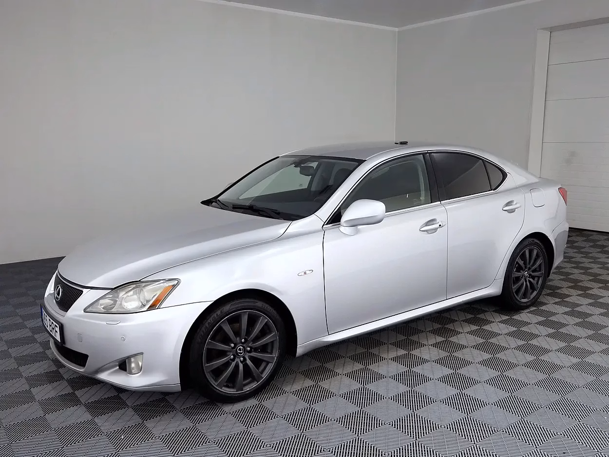 Lexus IS 250