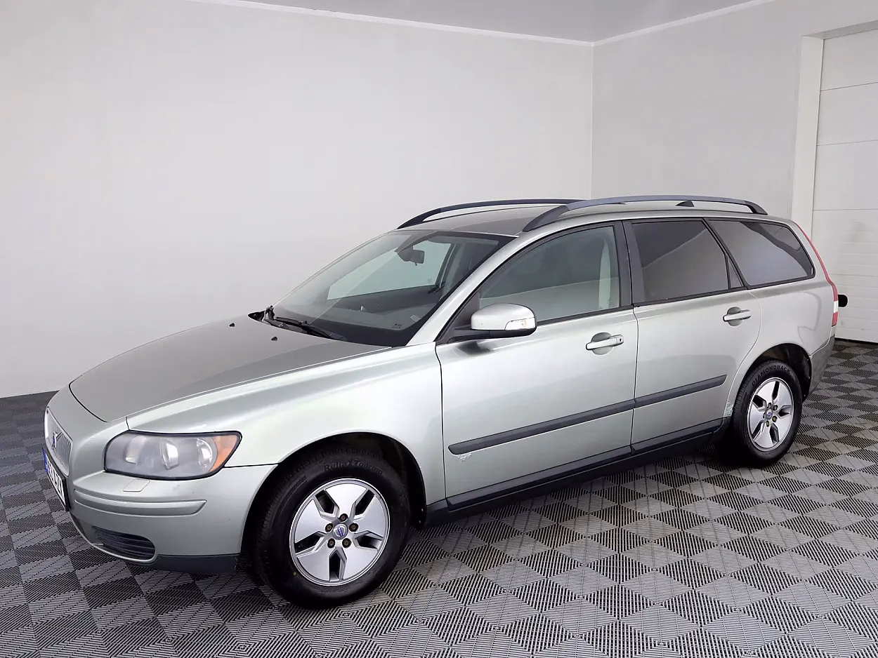 Volvo V50