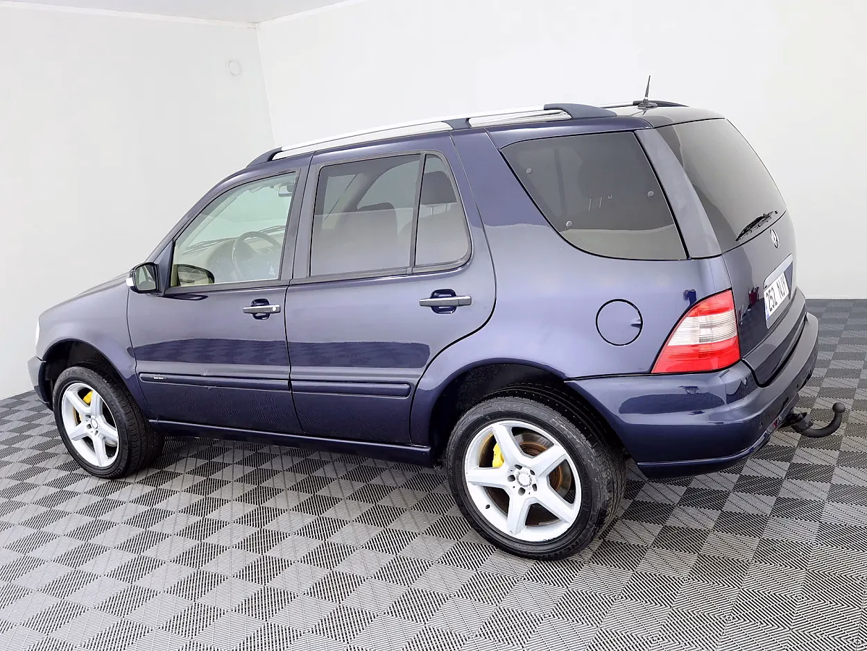 Mercedes-Benz ML 270