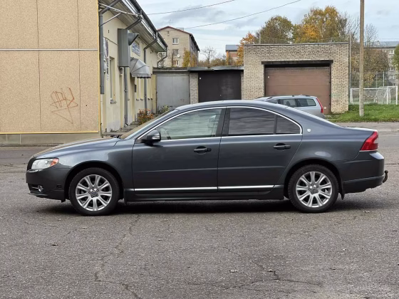 Volvo S80