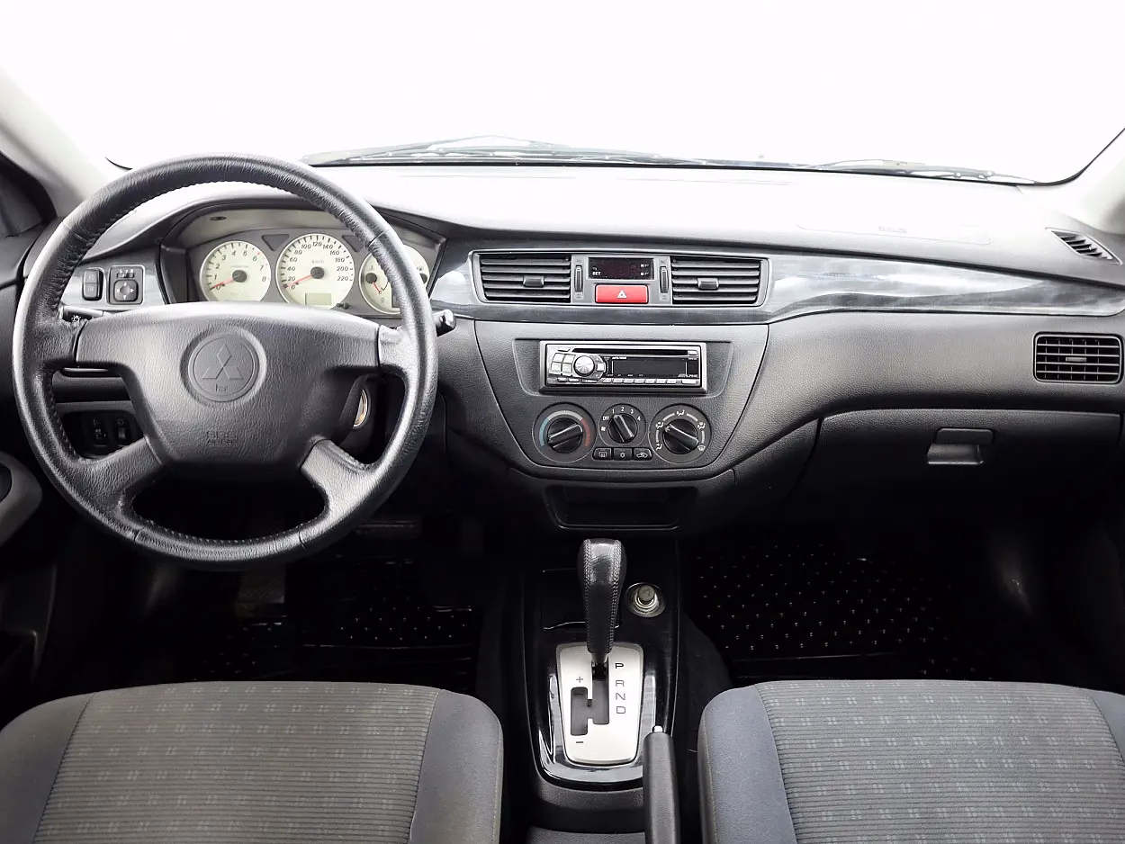 Mitsubishi Lancer