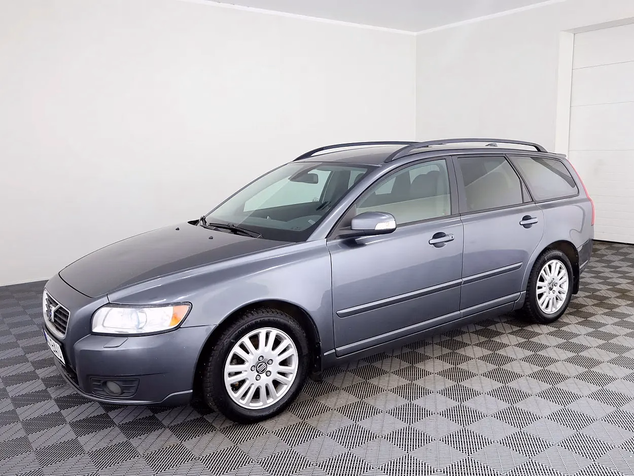 Volvo V50