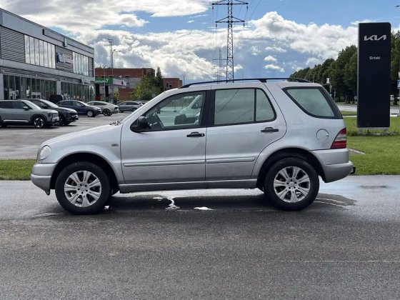 Mercedes-Benz ML 270