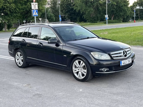 Mercedes-Benz C 220