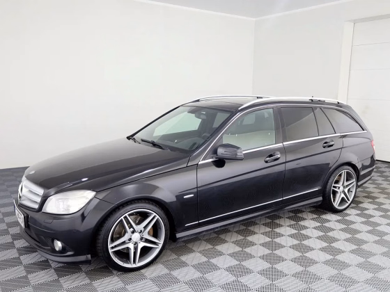 Mercedes-Benz C 320