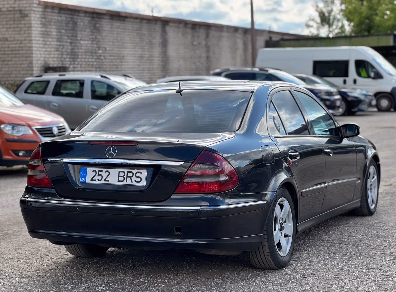Mercedes-Benz E 270