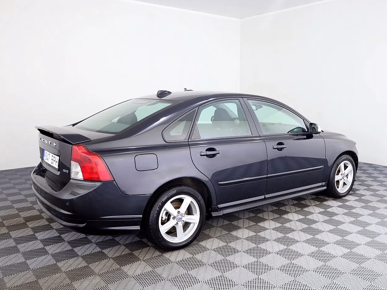 Volvo S40