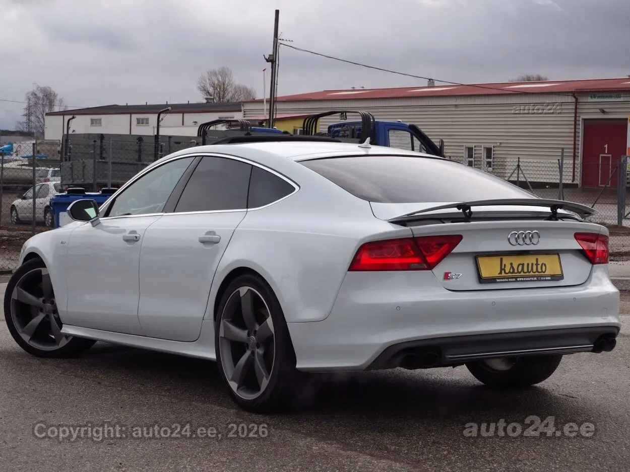 Audi S7