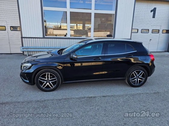 Mercedes-Benz GLA 200