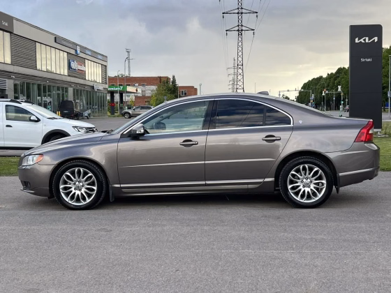 Volvo S80