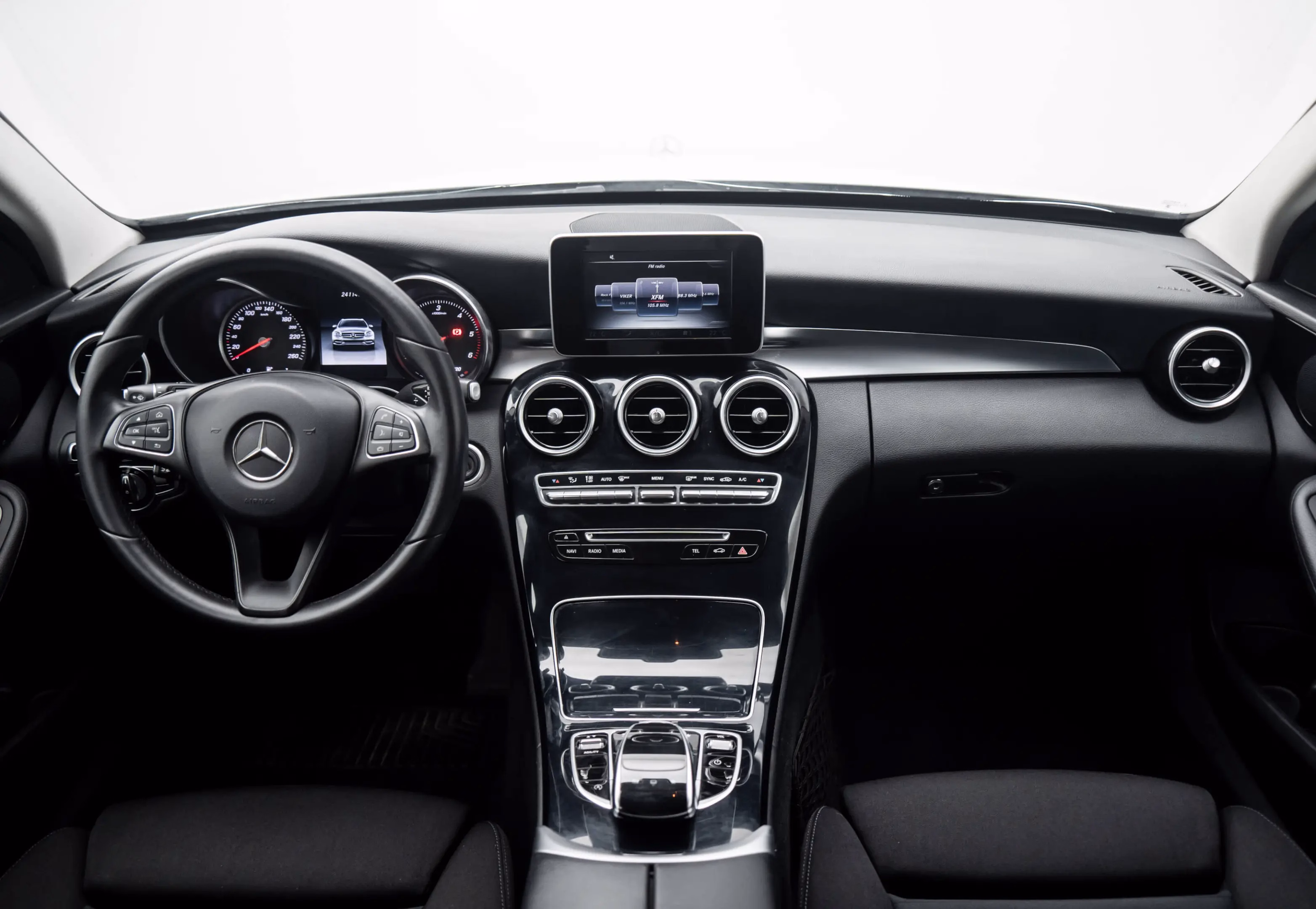 Mercedes-Benz C 220