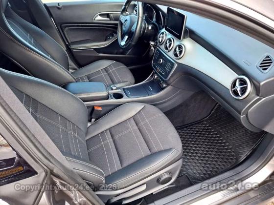 Mercedes-Benz CLA 220