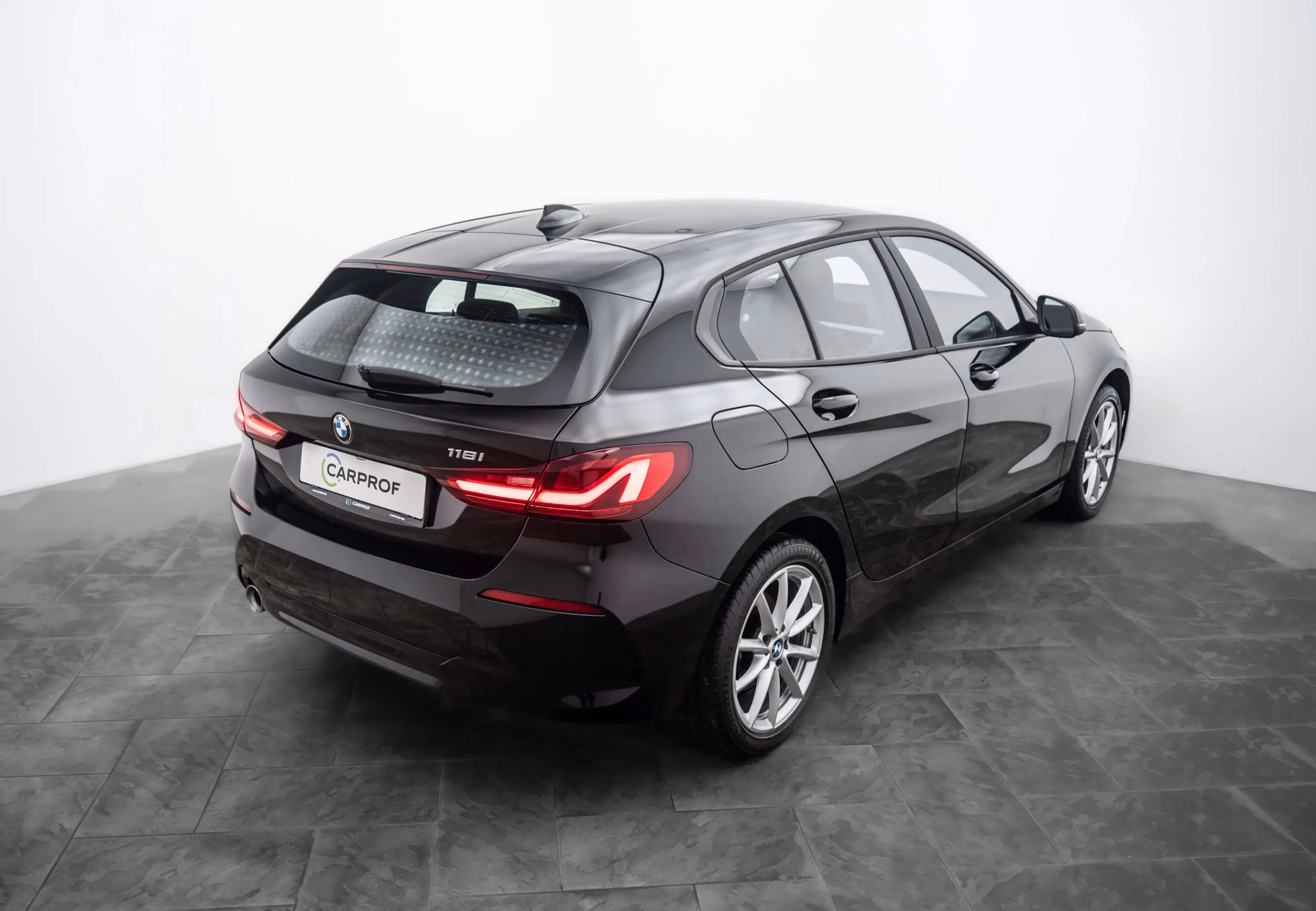 BMW 118