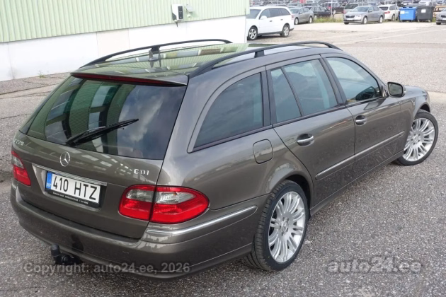Mercedes-Benz E 220