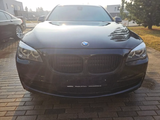 BMW 730