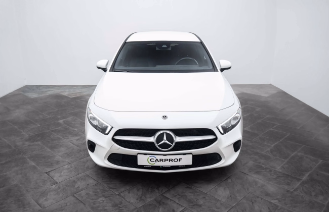 Mercedes-Benz A 180