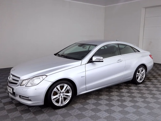 Mercedes-Benz E 250