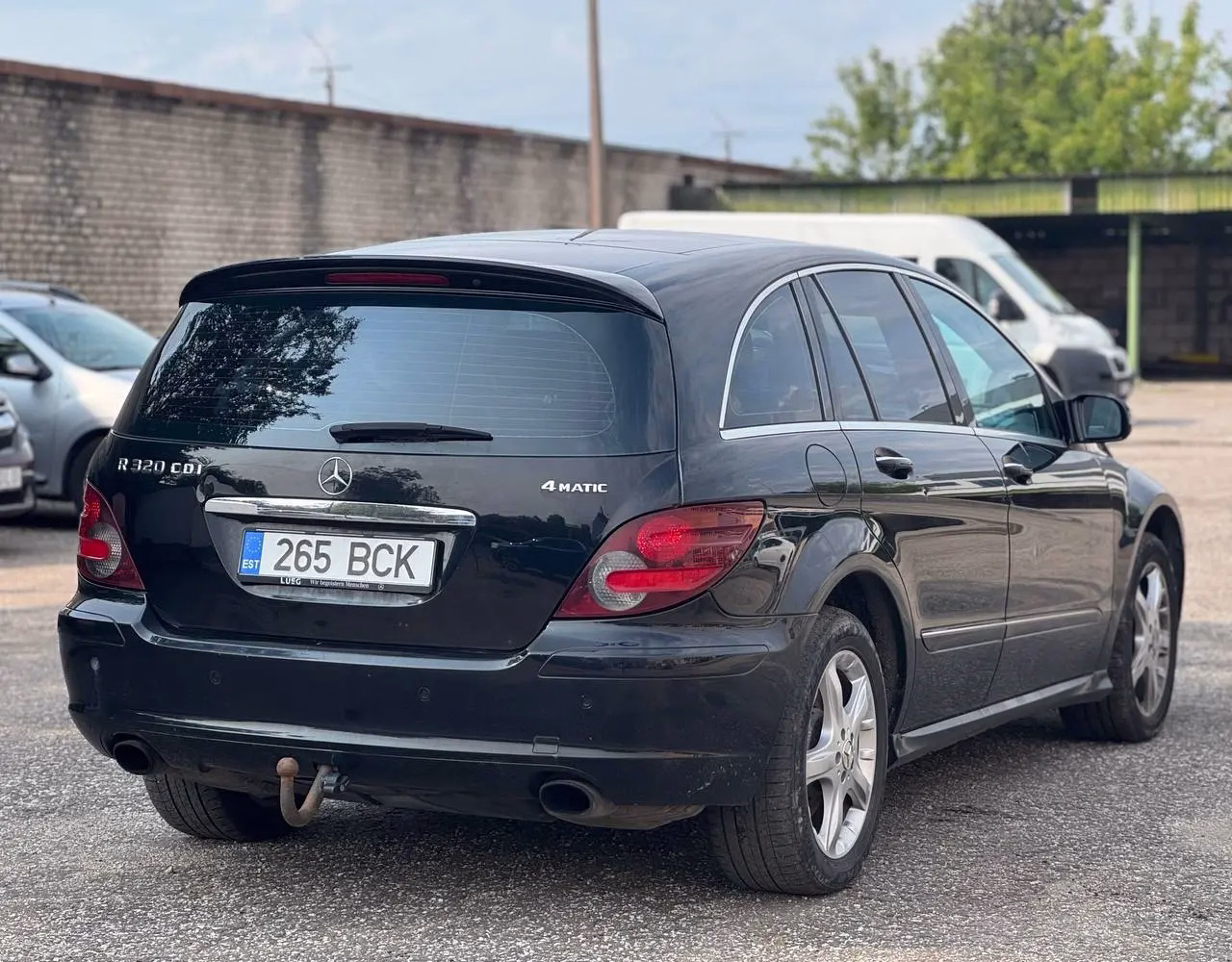Mercedes-Benz R 320