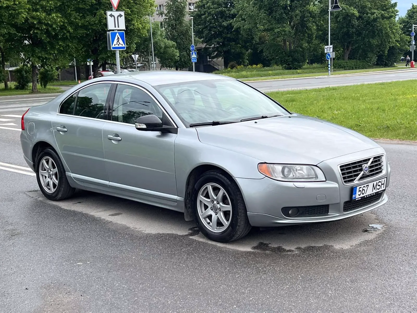 Volvo S80