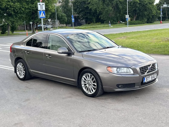 Volvo S80