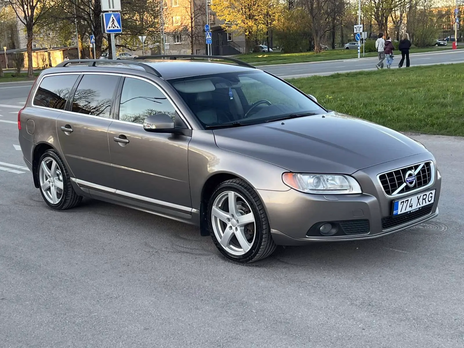 Volvo V70