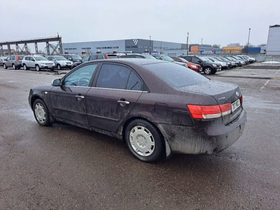 Hyundai SONATA