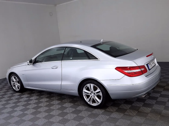 Mercedes-Benz E 250