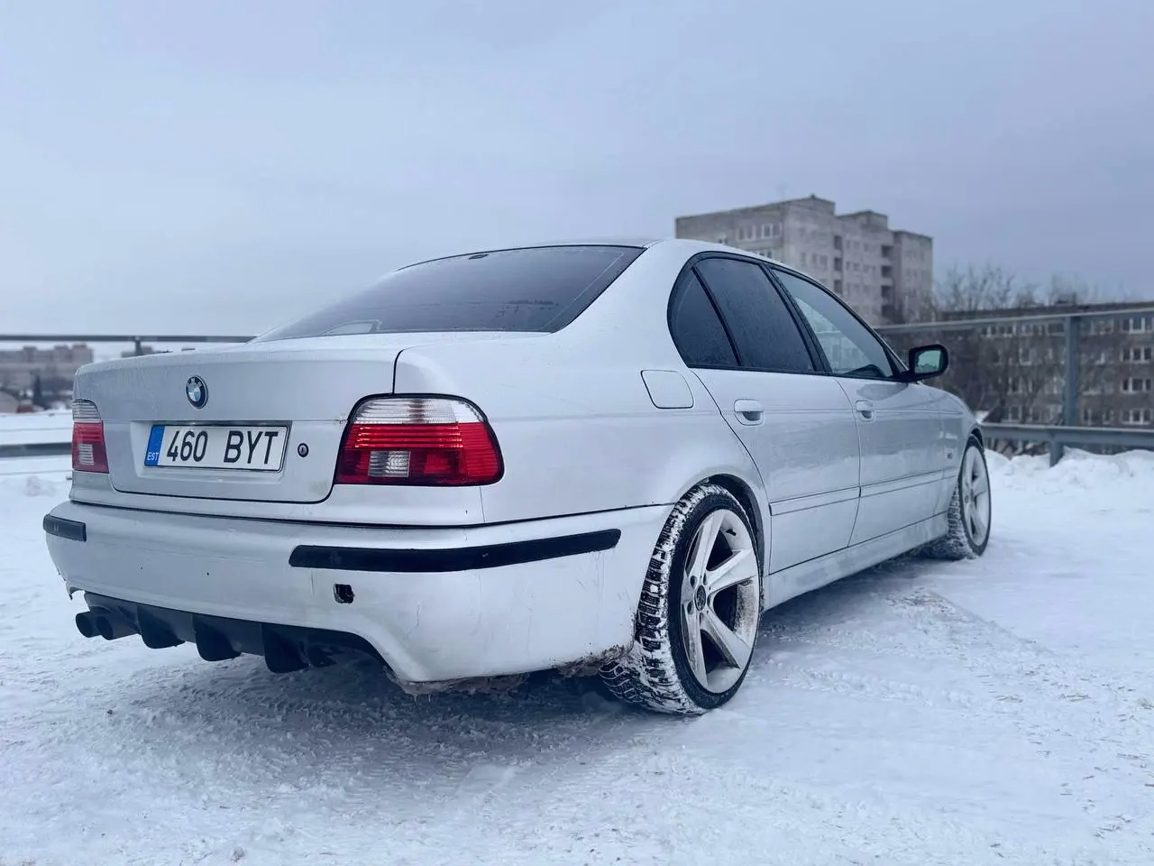 BMW 525