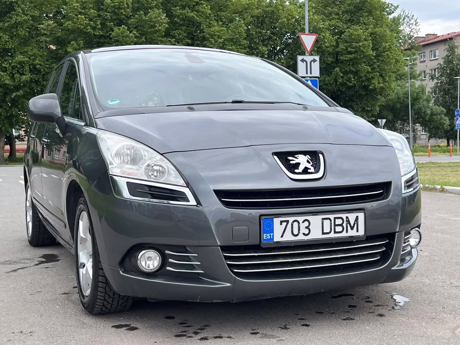Peugeot 5008