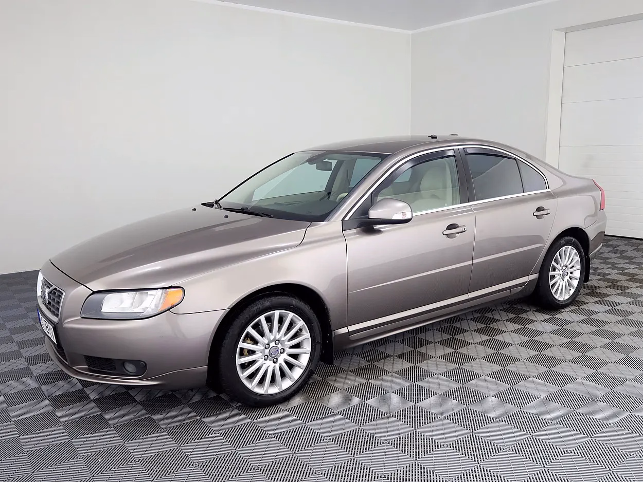 Volvo S80