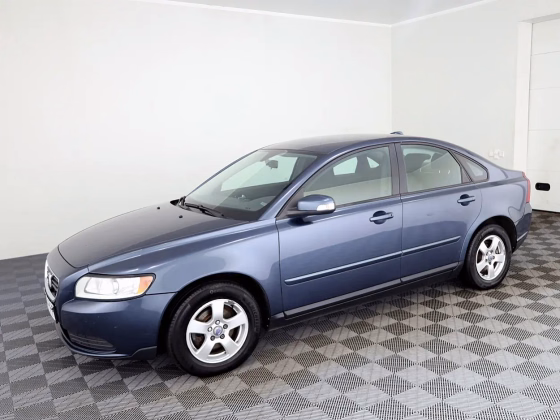 Volvo S40