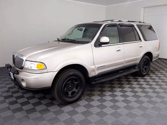 Lincoln Navigator